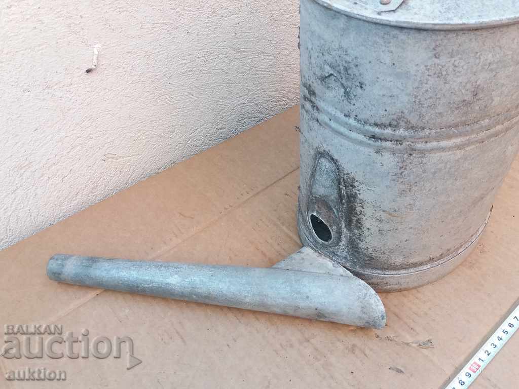 Delivery of MASSIVE SOC. METAL WATERING MACHINE Delivery of MASSIVE SOC. METAL WATERING MACHINE