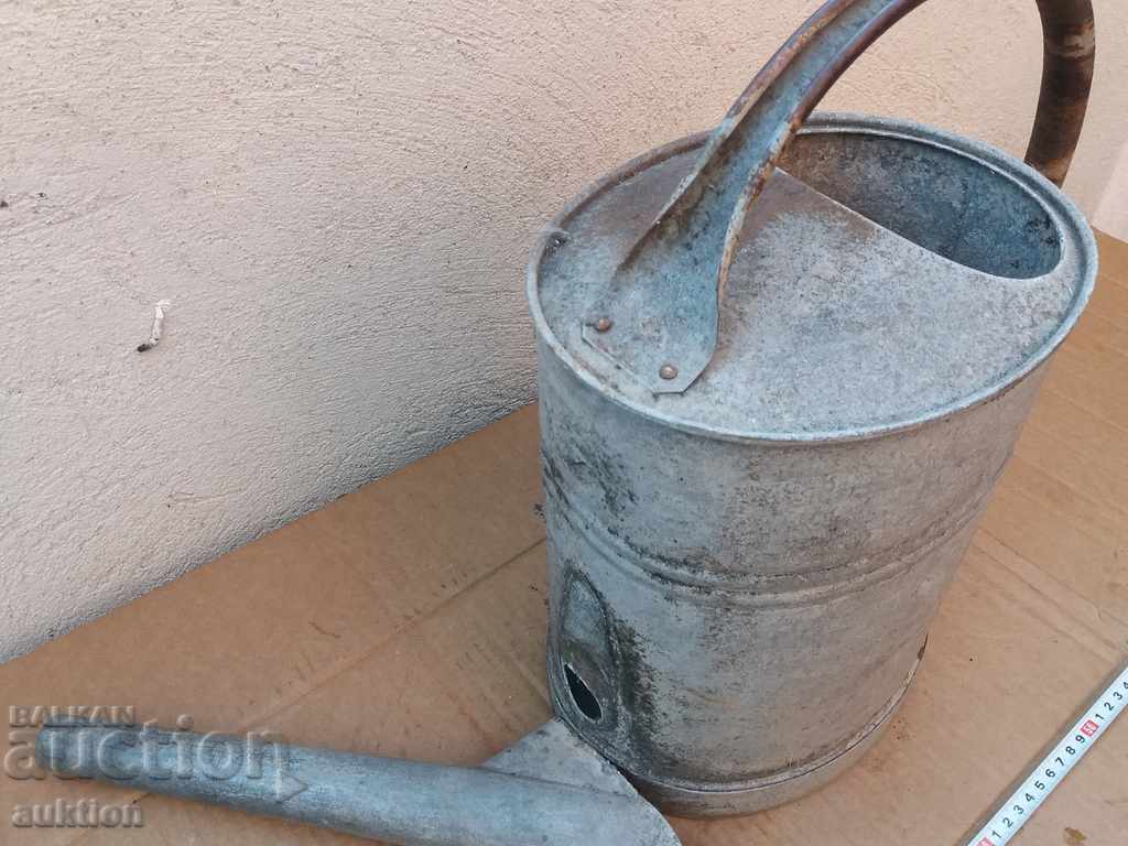 MASSIVE SOC. METAL WATERING MACHINE - 5 MASSIVE SOC. METAL WATERING MACHINE - 5