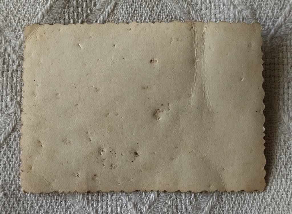 RADIO GRAMOPHONE "LUX-2" USSR RECORDS 1958 PHOTO with price 5.00 BGN | € 2.56 RADIO GRAMOPHONE "LUX-2" USSR RECORDS 1958 PHOTO with price 5.00 BGN | € 2.56