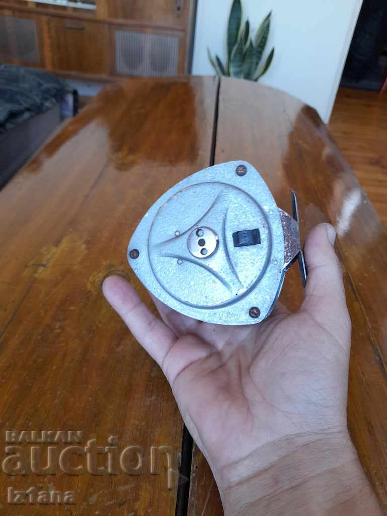 Livrarea Vechea rolă de pescuit Livrarea Vechea rolă de pescuit