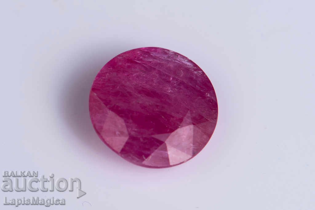 Ruby 8.6mm 2.4ct only heated