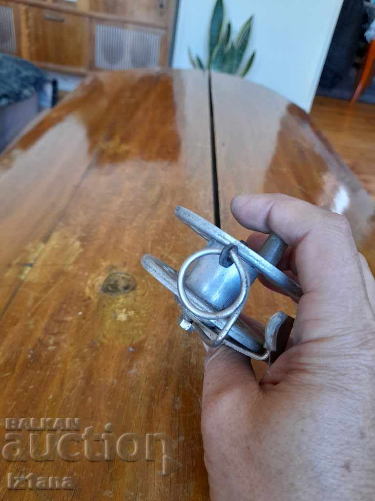 Old fishing reel - 5 Old fishing reel - 5