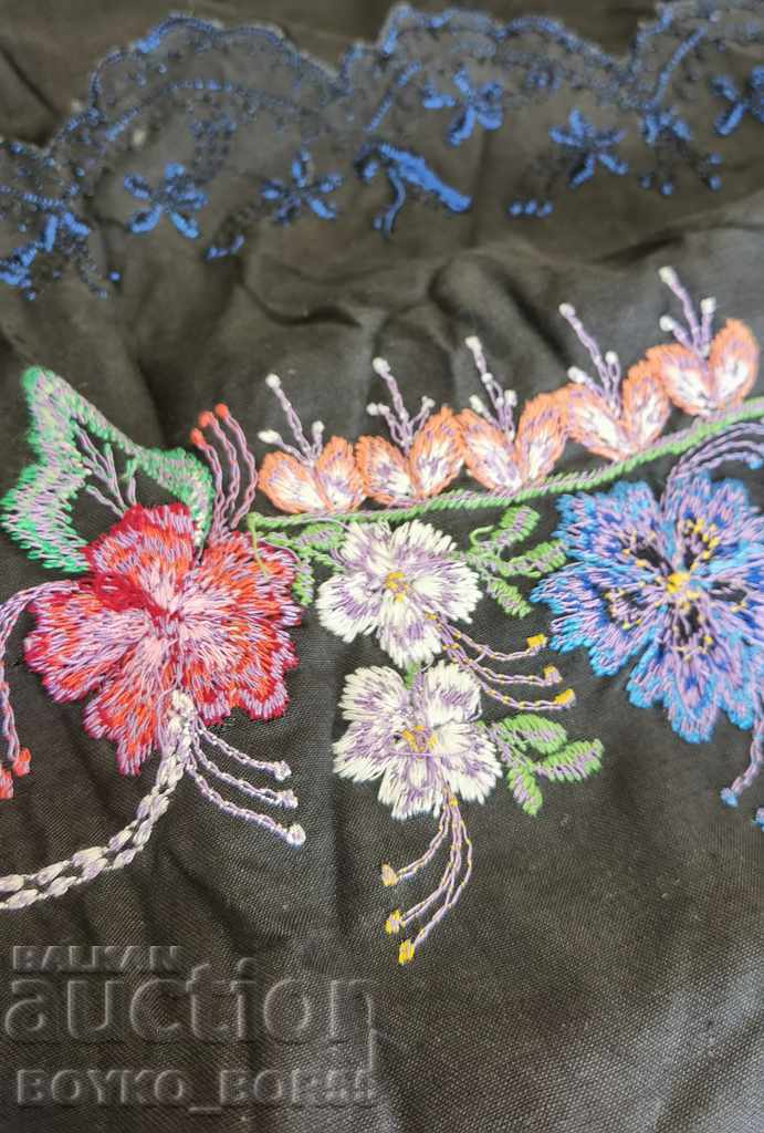 Authentic 19 in Apron from Folk Costume - 5 Authentic 19 in Apron from Folk Costume - 5