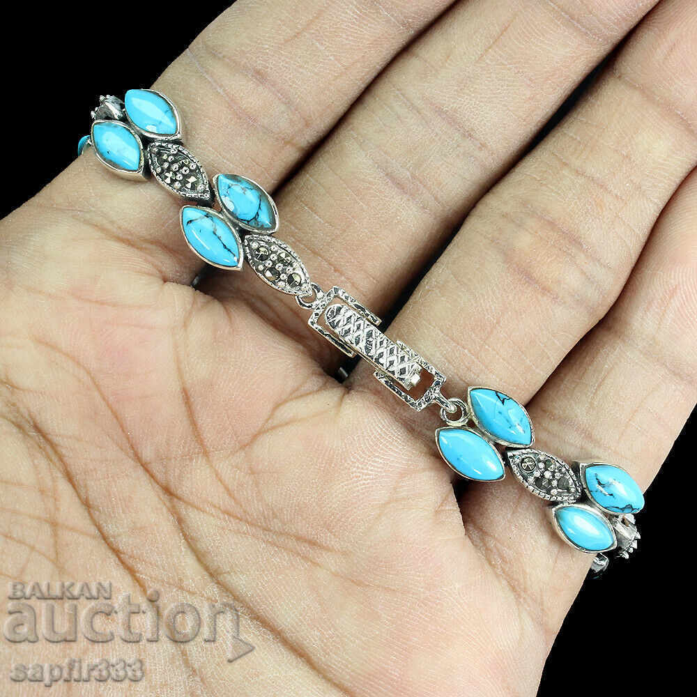 Auction  DESIGNER ELEGANT SILVER BRACELET WITH NATURAL TURQUOISE