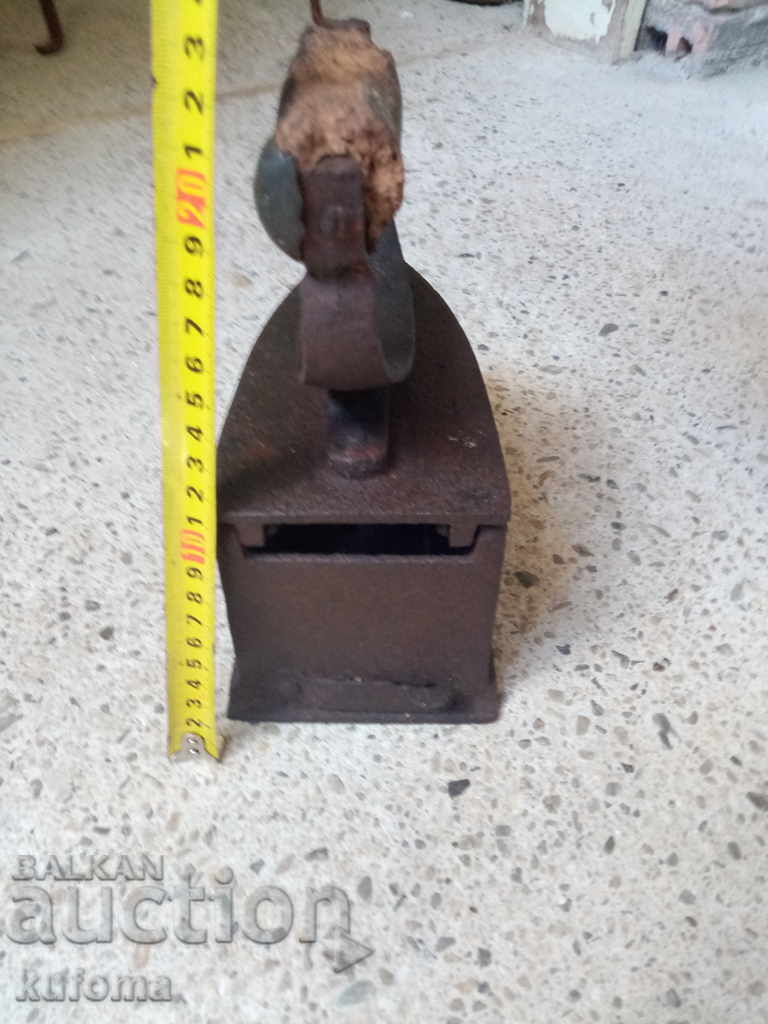 Παλιά σιδήρου στην πυρκαγιά - 5 Παλιά σιδήρου στην πυρκαγιά - 5