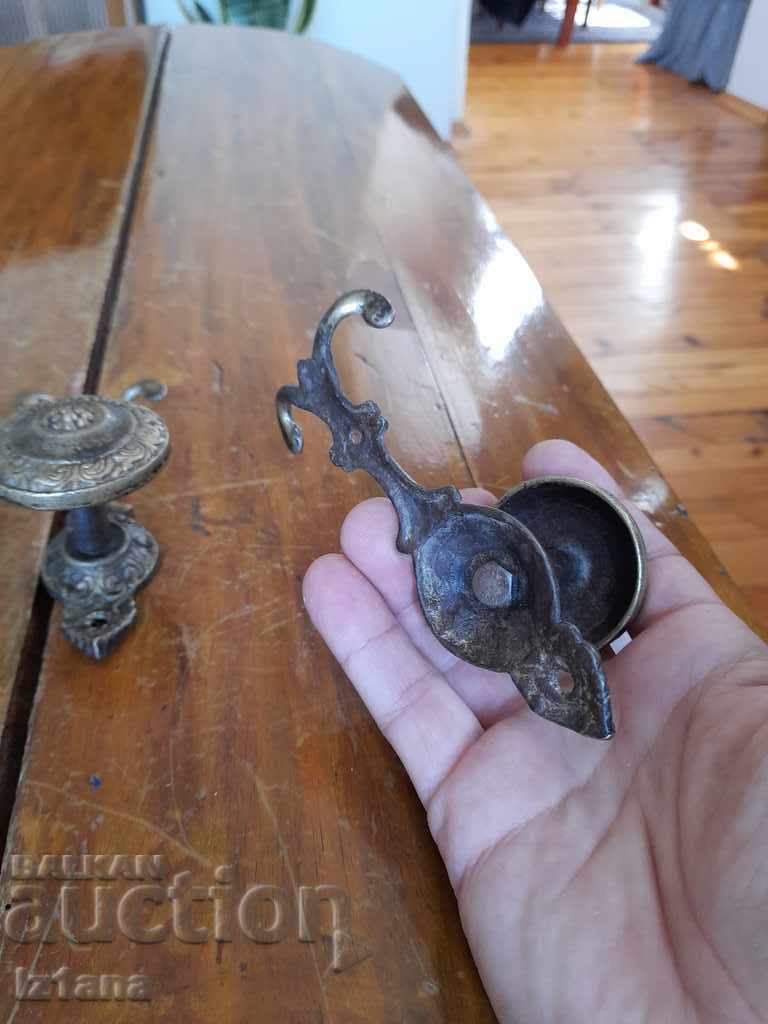 Delivery of An old hanger, hangers Delivery of An old hanger, hangers