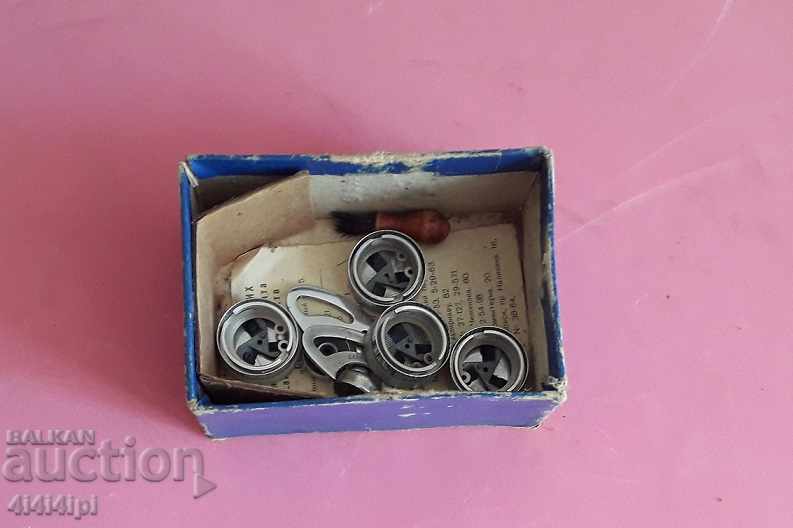 Auction  Parts / knives for retro mechanical Russian razor