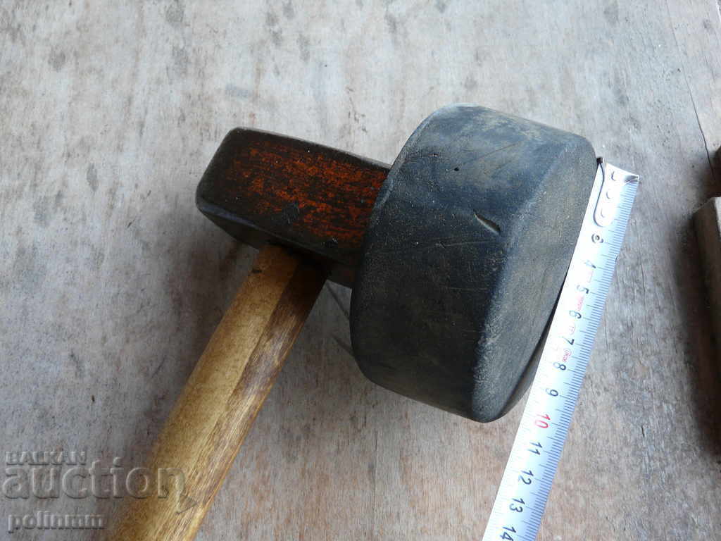 Παράδοση Σφυρί για πλακόστρωτα Παράδοση Σφυρί για πλακόστρωτα