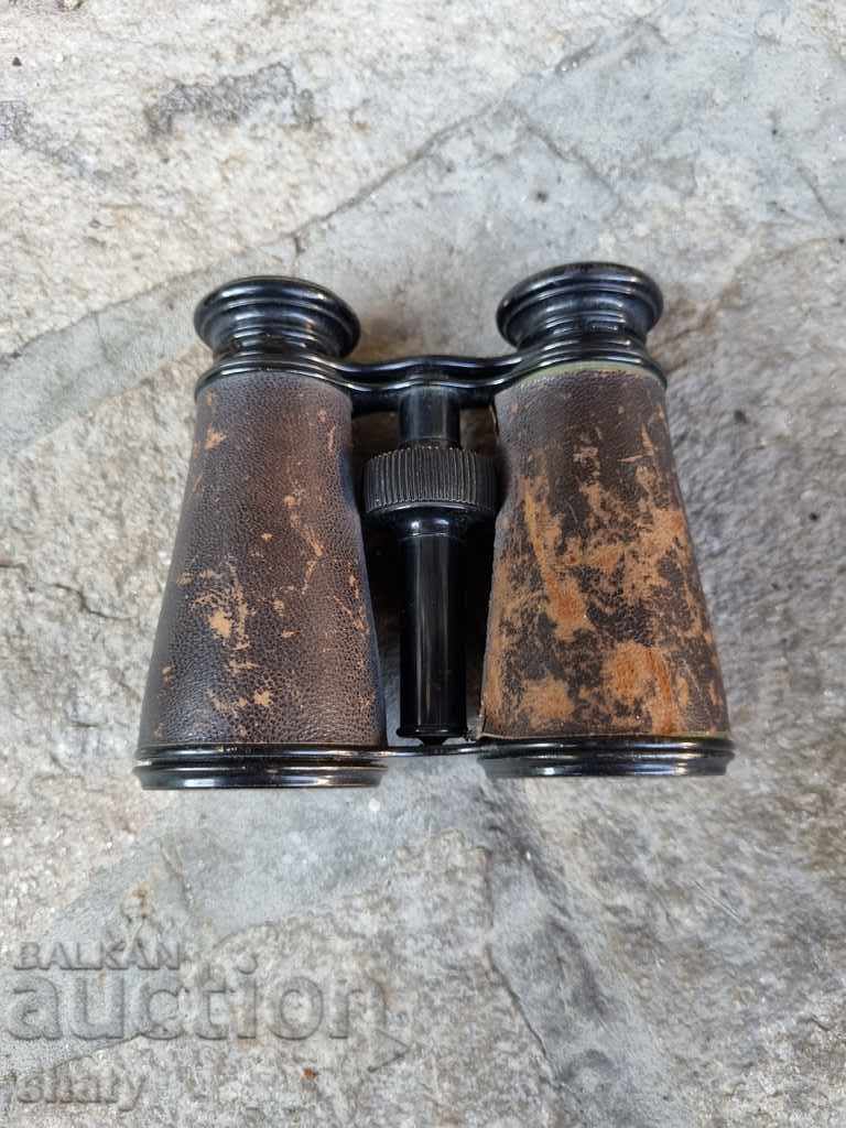 Licitație binoclu vechi
