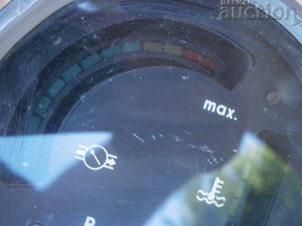 Delivery of tachometer retro trabant Delivery of tachometer retro trabant