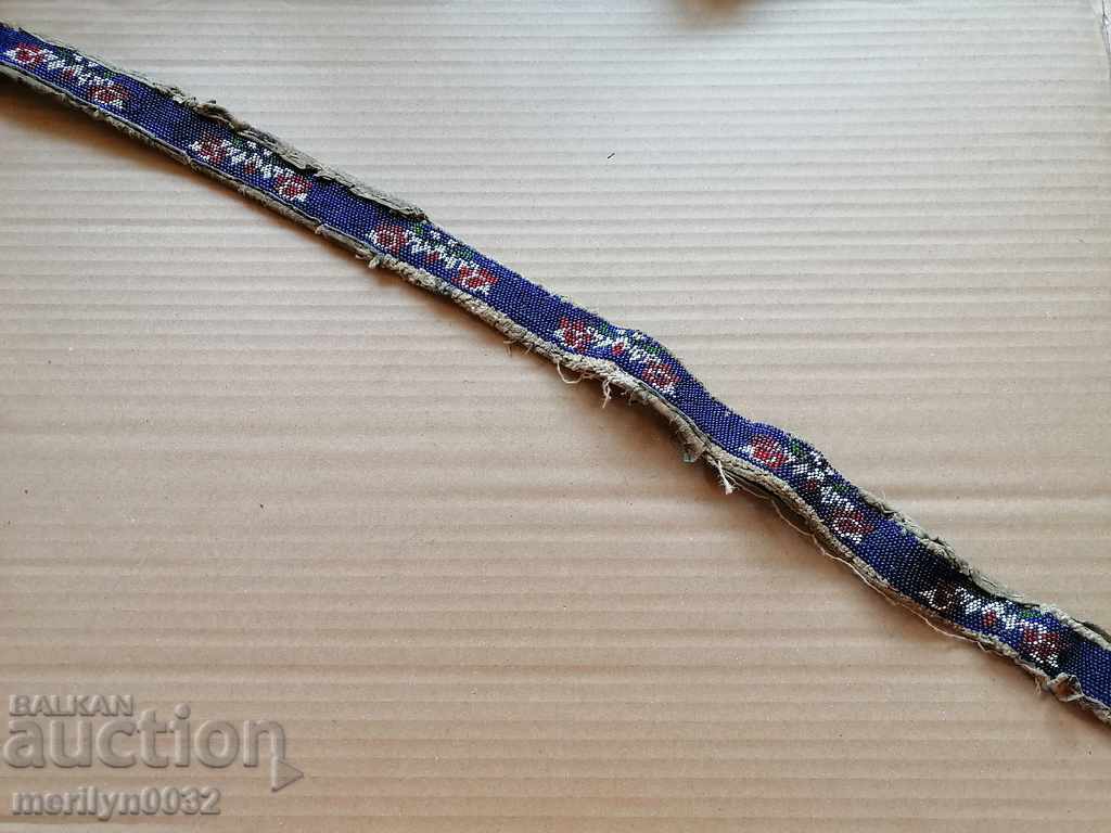 O curea veche din piele tricotată manual pentru o rochie de poșetă cu preț 79.00 BGN | € 40.39 O curea veche din piele tricotată manual pentru o rochie de poșetă cu preț 79.00 BGN | € 40.39