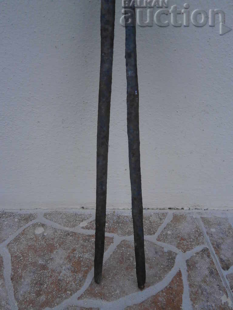 Аукцион старинни ковашки клещи Аукцион старинни ковашки клещи