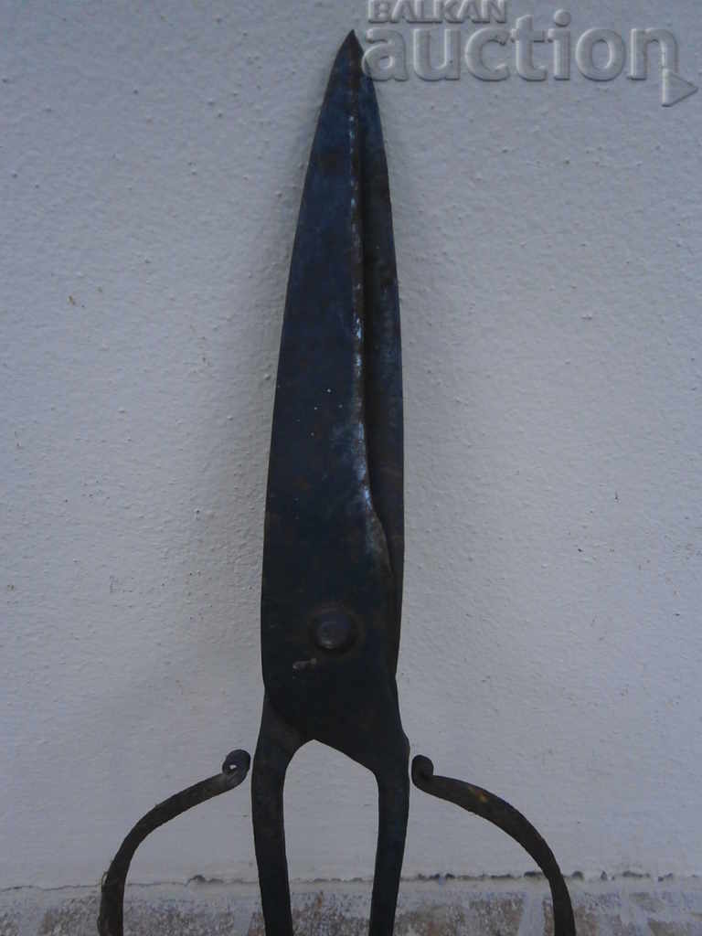 Licitație Foarfece forjate antice Licitație Foarfece forjate antice