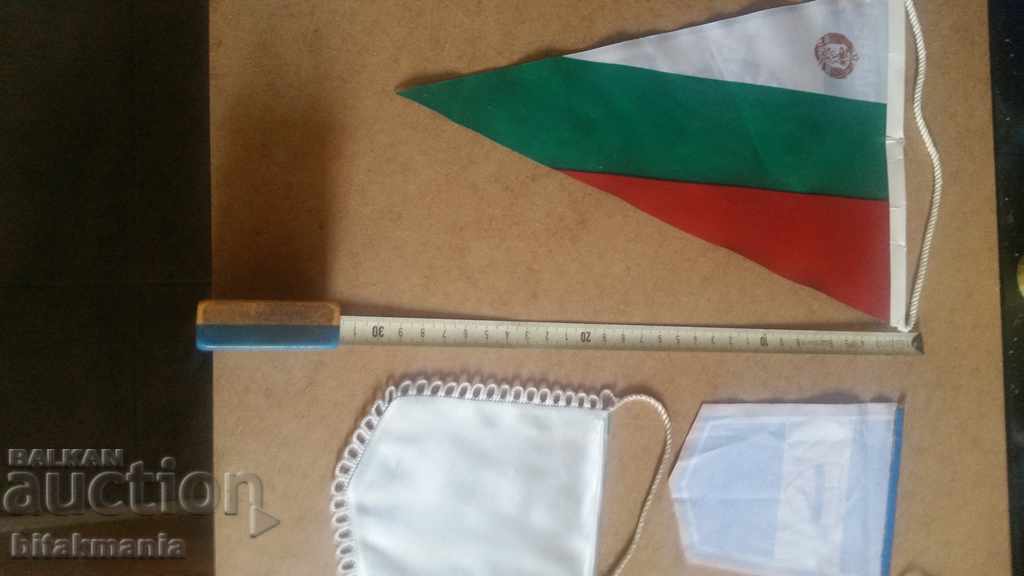 Lot of football flags with price 14.99 BGN | € 7.66 Lot of football flags with price 14.99 BGN | € 7.66