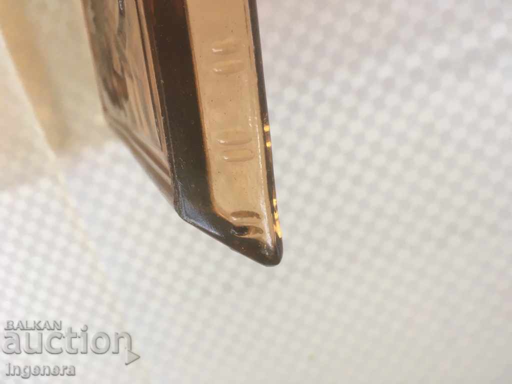 TRAY GLASS RELIEF THICK FROM THE EARLY SOC BOARD - 5