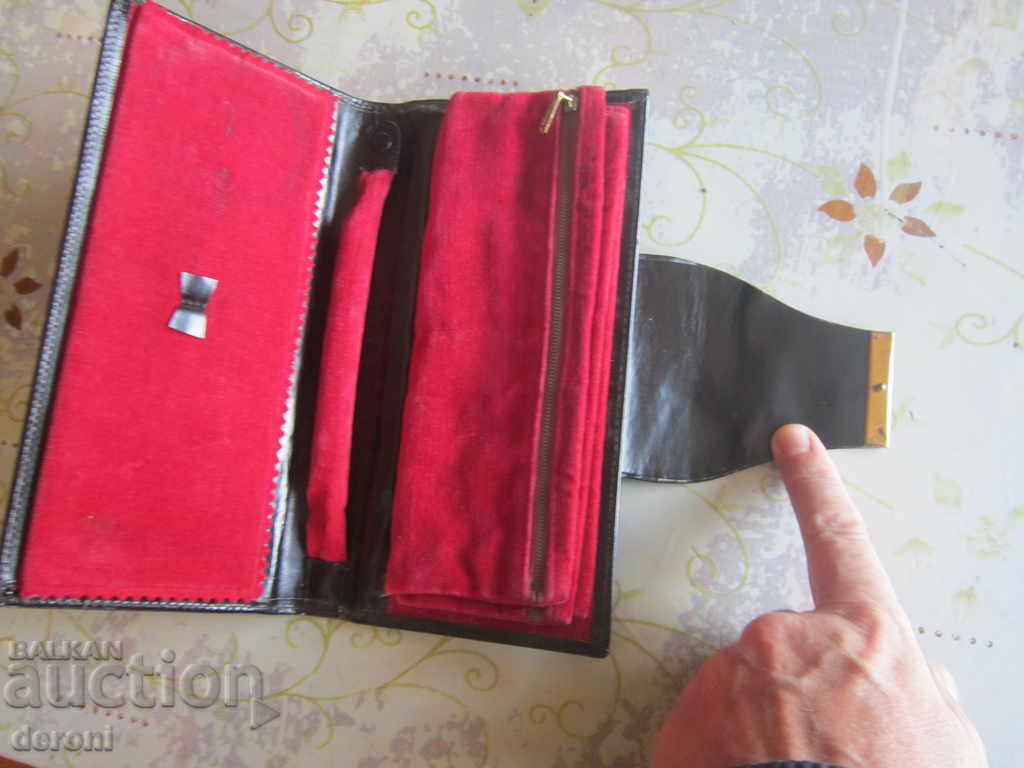 Auction Great women's purse bag IE Auction Great women's purse bag IE