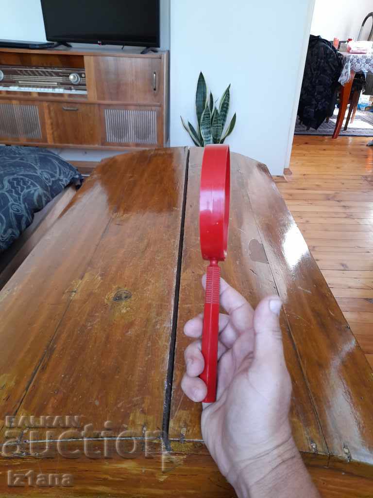 Auction Old magnifying glass Auction Old magnifying glass