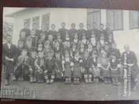 BISERICA MICĂ - COPII ÎN ROCHII - 1926