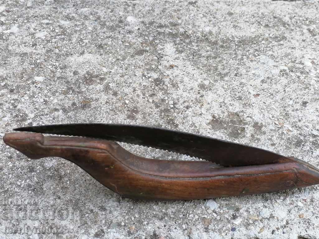 Old knife, vine knife with price 42.00 BGN | € 21.47