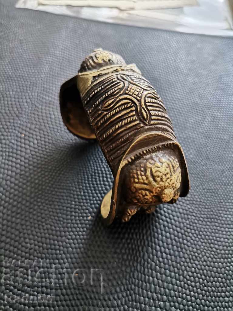 Revival with a gilded slingshot Revival with a gilded slingshot