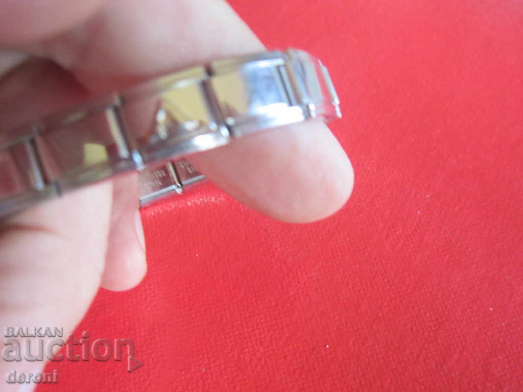 Delivery of Great medical steel bracelet 7 Delivery of Great medical steel bracelet 7