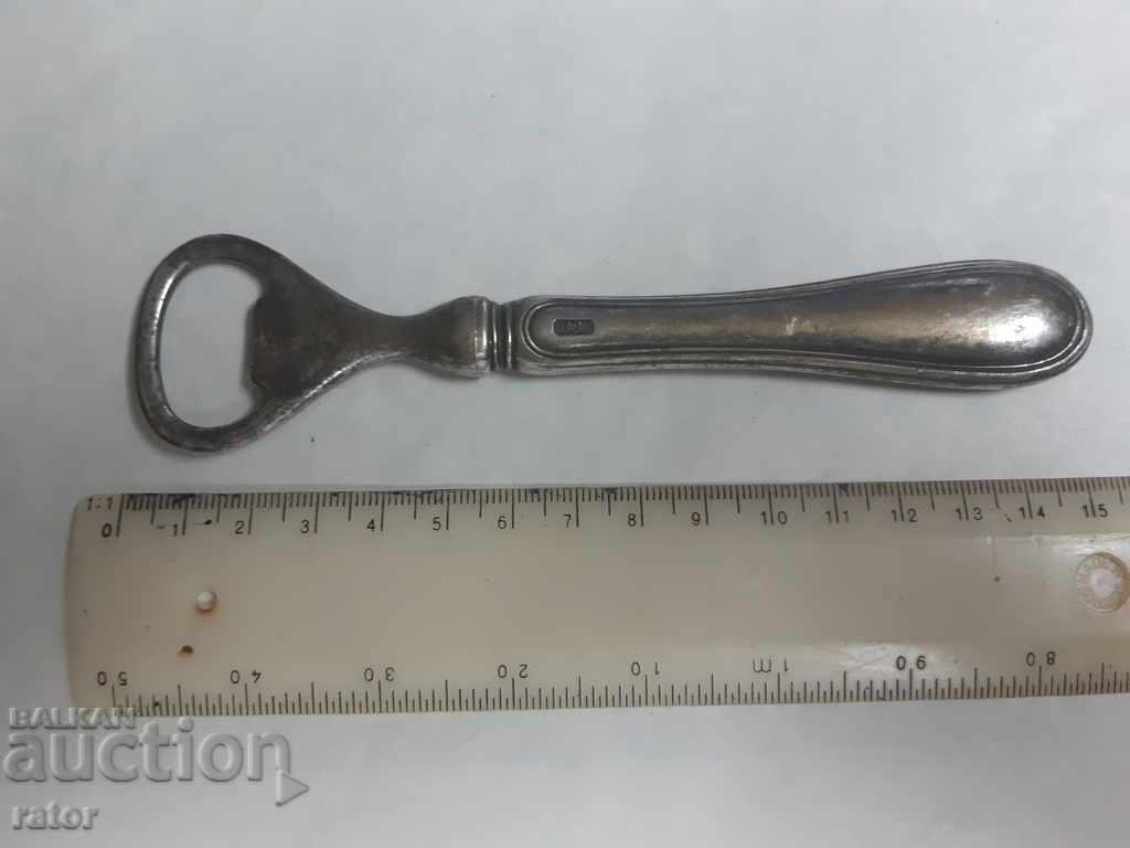 Πολύ παλιό ασημένιο ανοιχτήρι μπύρας με τιμή 15.00 BGN | € 7.67 Πολύ παλιό ασημένιο ανοιχτήρι μπύρας με τιμή 15.00 BGN | € 7.67