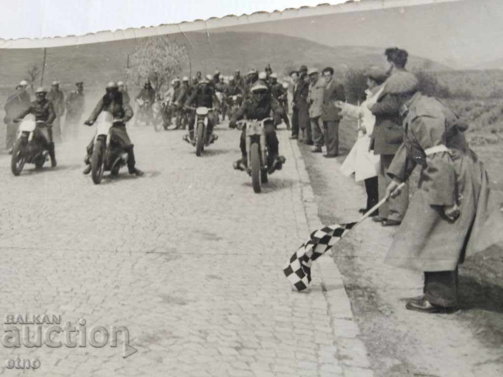 OLD PHOTO-1954. MOTOR, motorcycles, ZVANICHEVO-PLOVDIV competition with price 35.00 BGN | € 17.90 OLD PHOTO-1954. MOTOR, motorcycles, ZVANICHEVO-PLOVDIV competition with price 35.00 BGN | € 17.90