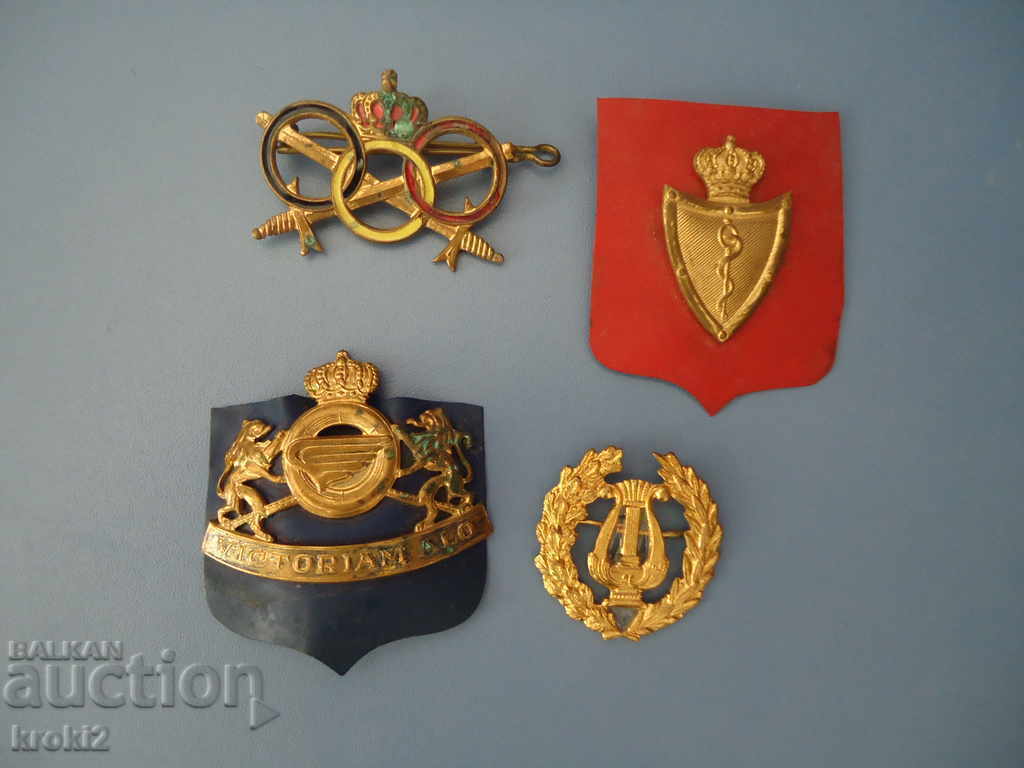 Lot of 4 old military badges brass bronze and two patches - 7