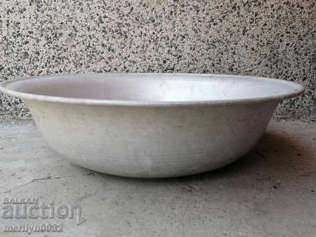 Auction Aluminum basin household kettle bucket bowl Auction Aluminum basin household kettle bucket bowl