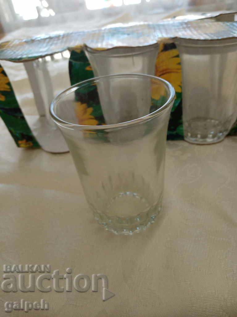 Licitație SERVICIU BRANDY - 6 buc. - BGN 6