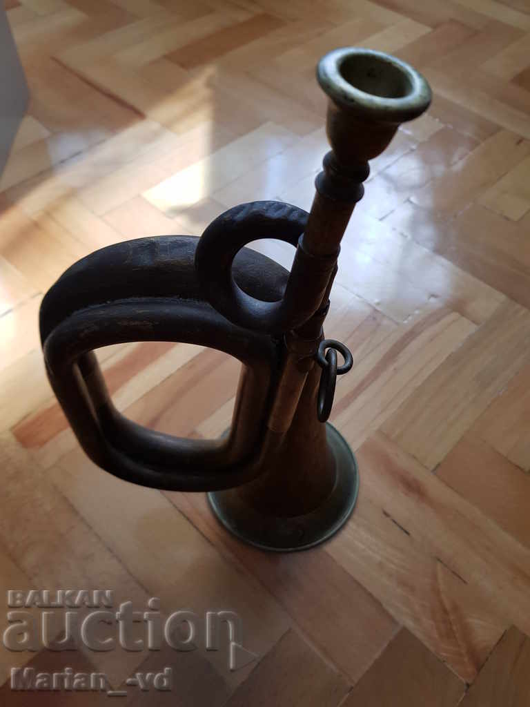 Auction An old military pipe Auction An old military pipe