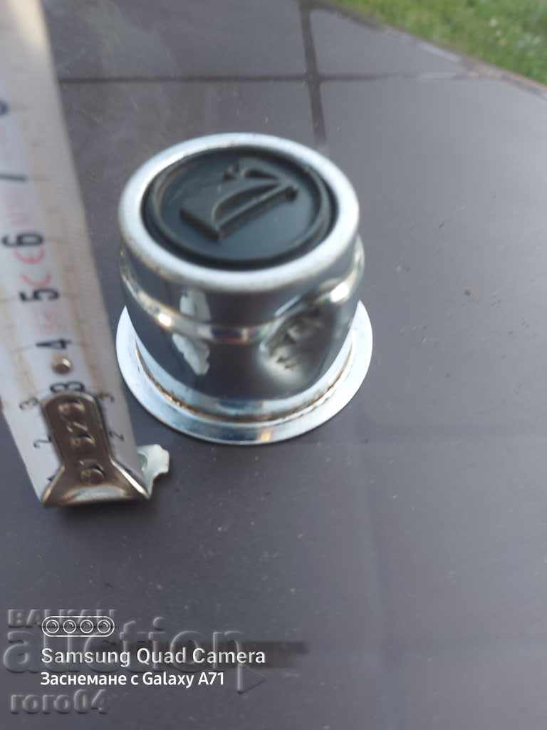 LADA - WHEEL CAP - 7 LADA - WHEEL CAP - 7
