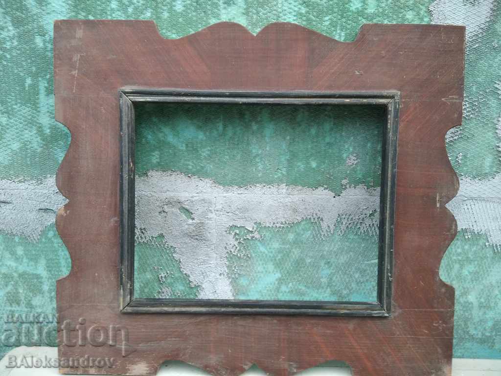 Revival large wooden frame with price 28.00 BGN | € 14.32 Revival large wooden frame with price 28.00 BGN | € 14.32