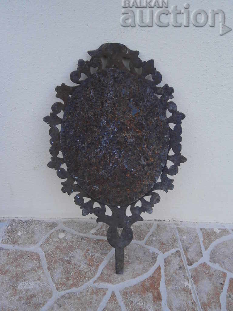 Auction Antique cast iron applique Auction Antique cast iron applique