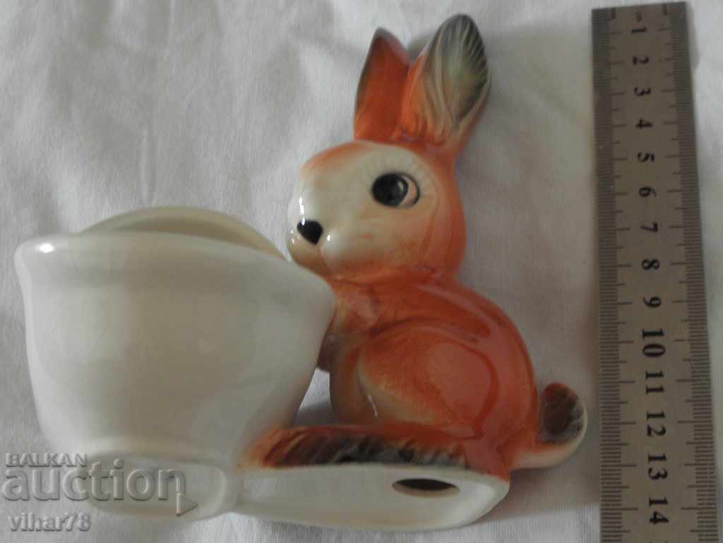 Delivery of PORCELAIN BUNNY GOEBEL Delivery of PORCELAIN BUNNY GOEBEL