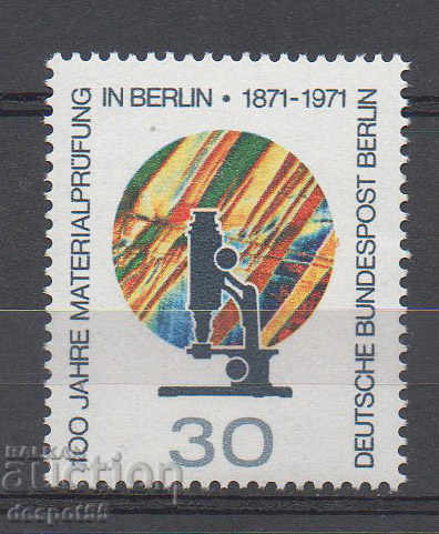 1971. Berlin. Institute for Metal Testing in Berlin.