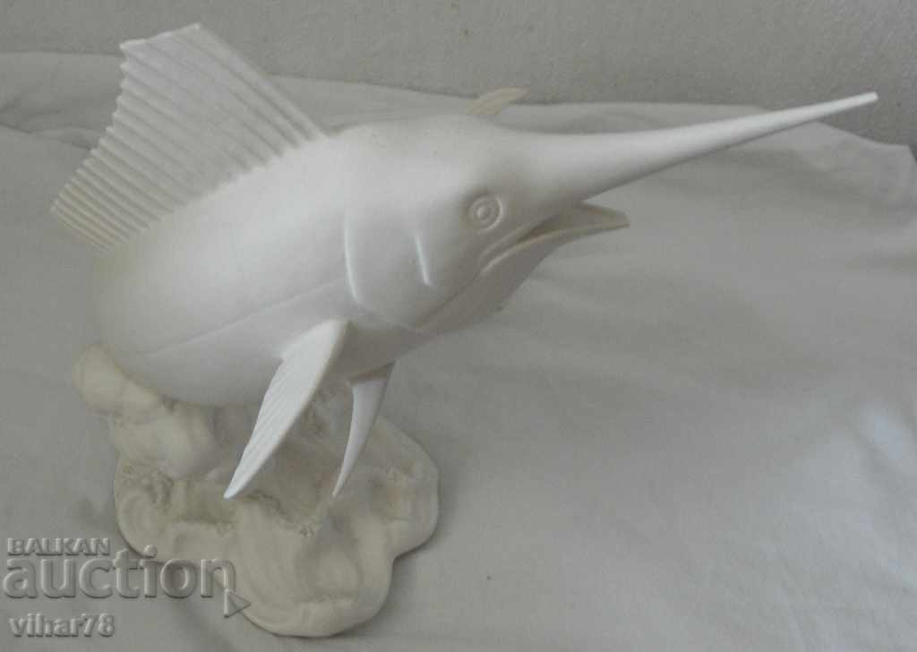 FISH FIGURE -GOEBEL with price 199.99 BGN | € 102.25 FISH FIGURE -GOEBEL with price 199.99 BGN | € 102.25