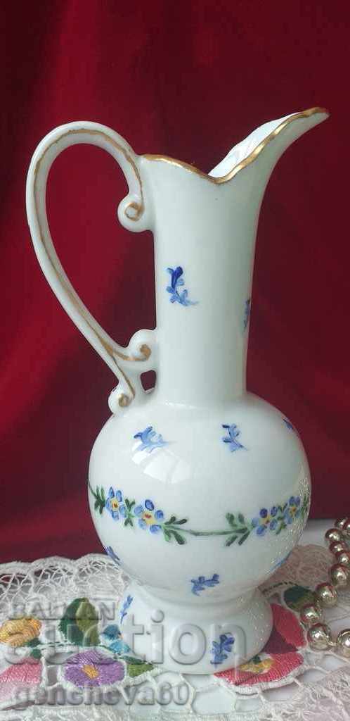 Licitație Vaza victoriană a autorului, Jug Noel