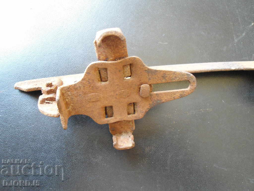 Old winter skate - 6 Old winter skate - 6