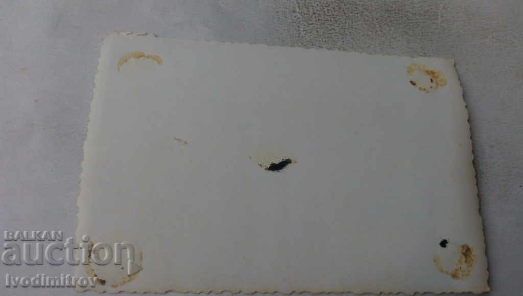 Φωτογραφία Άνδρες και γυναίκες στο νερό με τιμή 1.45 BGN | € 0.74 Φωτογραφία Άνδρες και γυναίκες στο νερό με τιμή 1.45 BGN | € 0.74