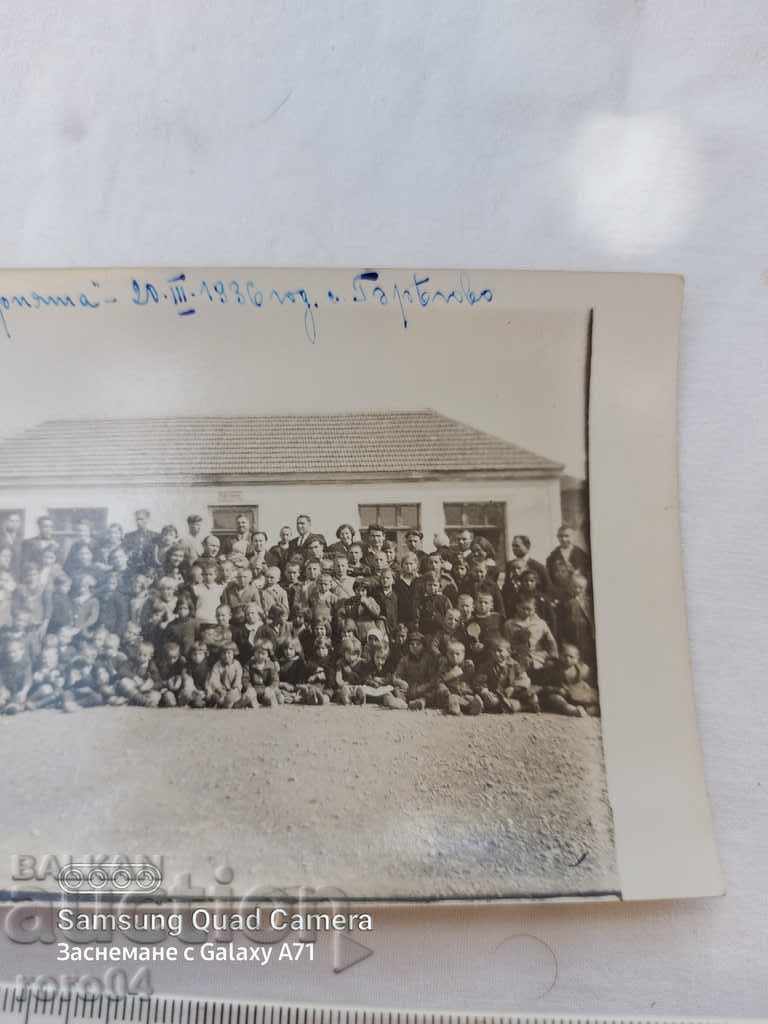 BREGOVO - THE DINING ROOM - CHILDREN - TEACHERS - 5 BREGOVO - THE DINING ROOM - CHILDREN - TEACHERS - 5