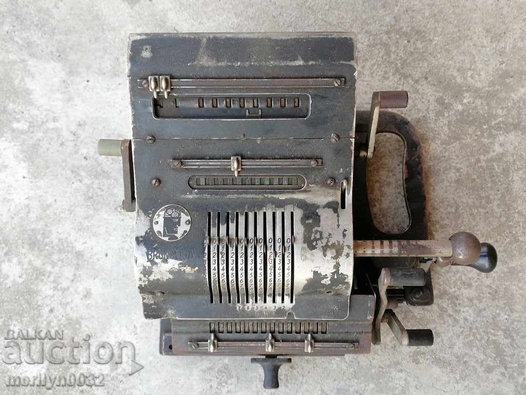 Delivery of German calculator BRUNSVIGA calculator abacus Delivery of German calculator BRUNSVIGA calculator abacus