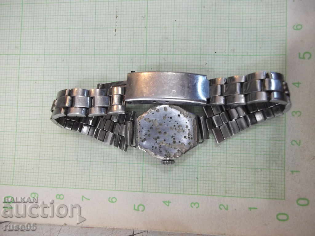 Clock "ZARYA" hand - held mechanical mechanical Soviet worker - 7 with price 10.00 BGN | € 5.11