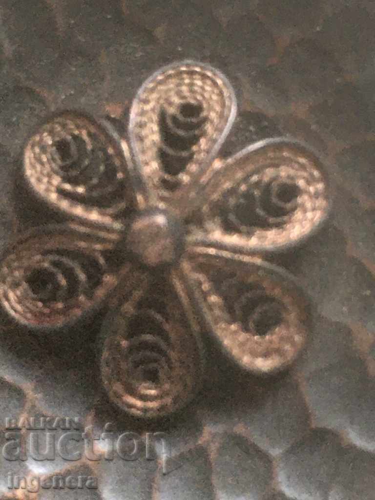 Auction  RENAISSANCE ANTIQUE METAL BROOCH