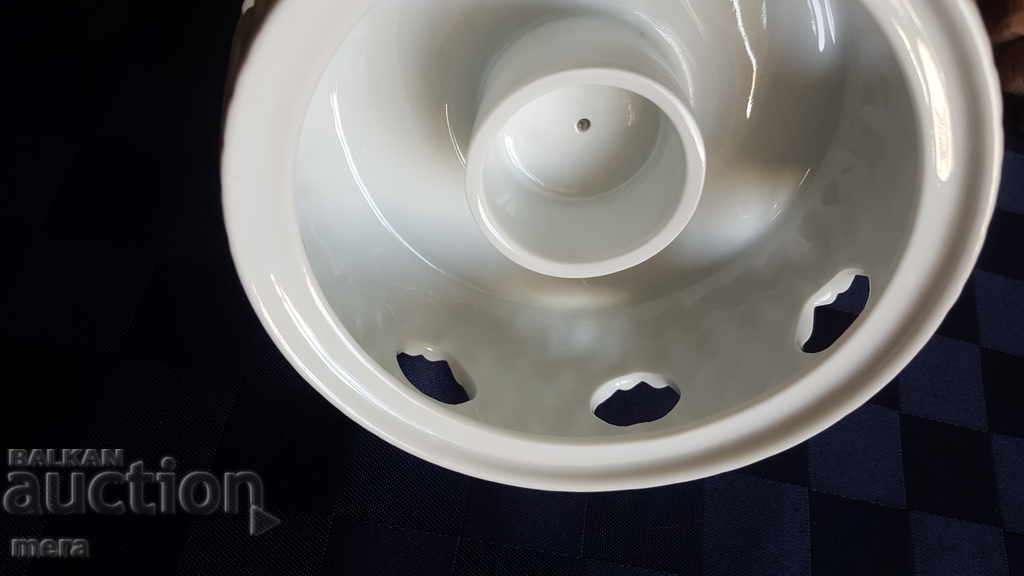 Licitație Aparat de porțelan pentru încălzirea unui ceainic cu ceai sau cafea-Bavaria