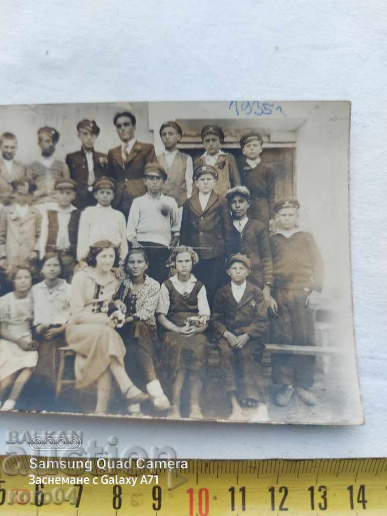 BREGOVO - STUDENTS - TEACHER - 1935 - 5