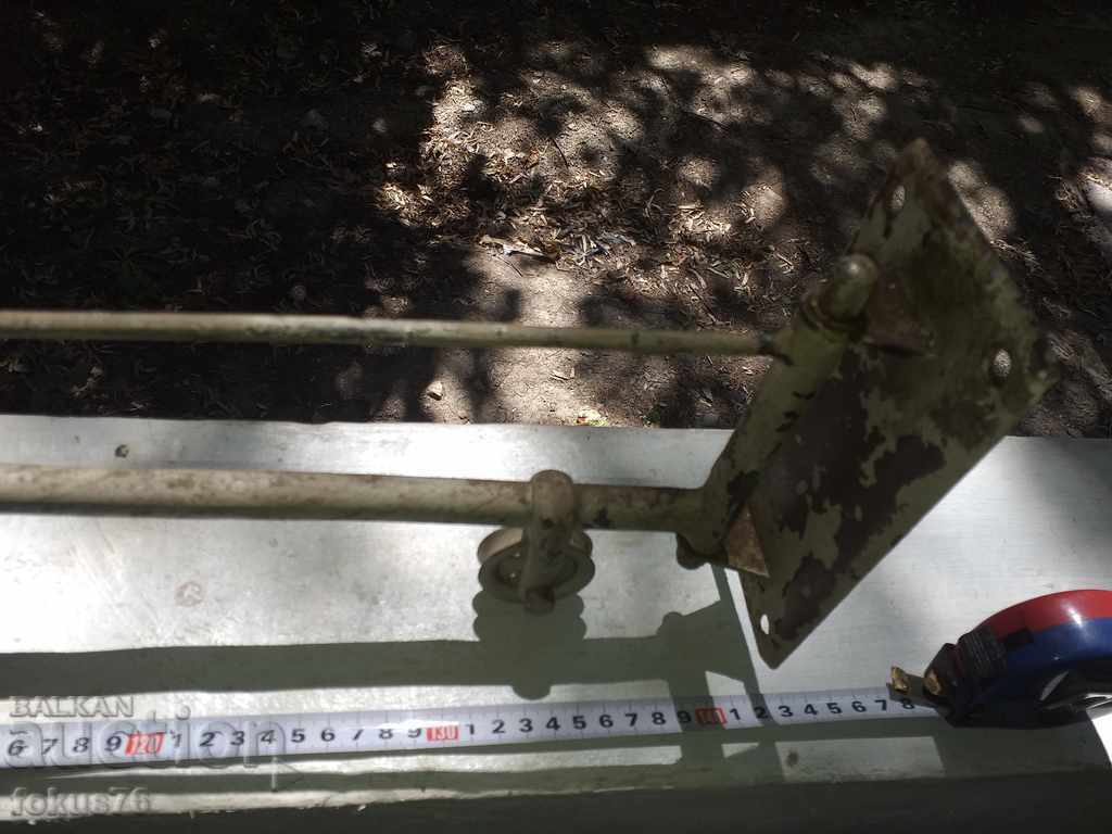 Auction Old industrial lamp with a very strong stand. Unique. Auction Old industrial lamp with a very strong stand. Unique.