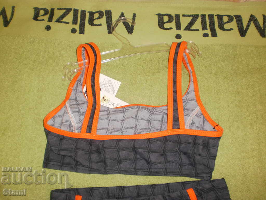 Delivery of Women's swimsuit boxer and top S, new Delivery of Women's swimsuit boxer and top S, new