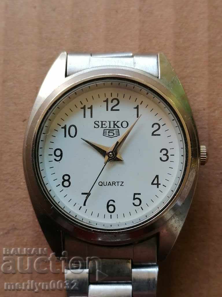 Seiko wristwatch 5 second hand, WORKS