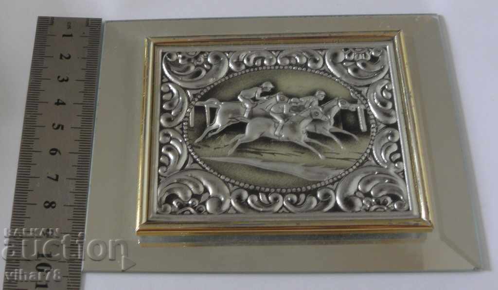 Delivery of silver picture